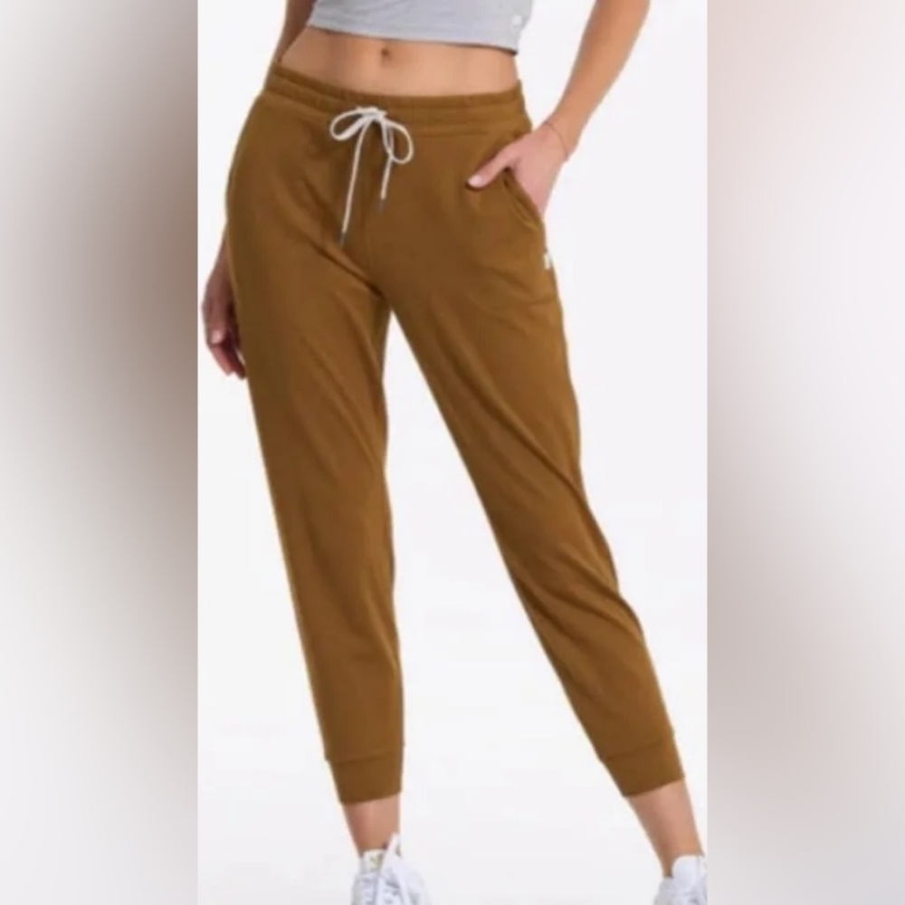 Vuori Performance Jogger - Caramel Heather - Medium